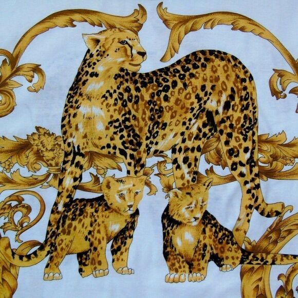 Cheetah w Cubs Top - Picture 3 of 8